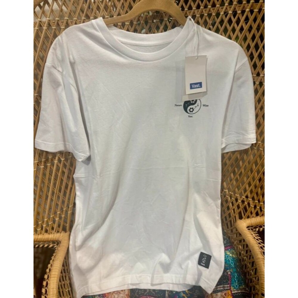 Vast "Always Nature Wins" White Graphic Boxy Tee-New medium